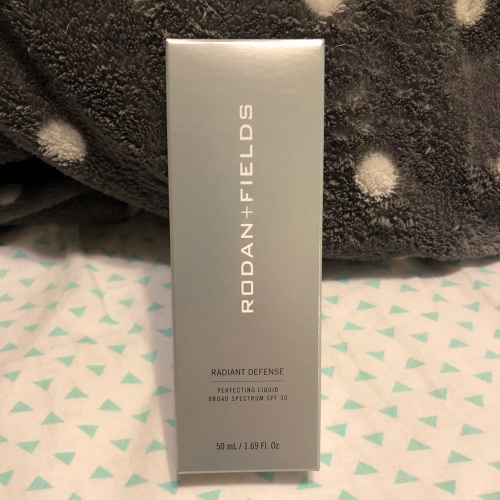 Rodan & Fields Radiant Defense - Shade Sand 3